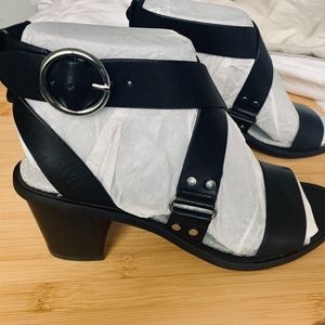 Banana Republic - Low Block Heel (Black)